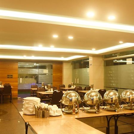Hotel Om International جوكارنا المظهر الخارجي الصورة